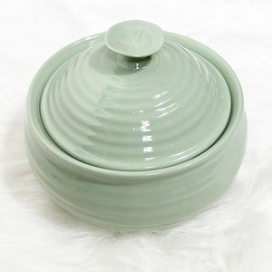 NEW Sophie Conran for Portmeirion casserole dish
